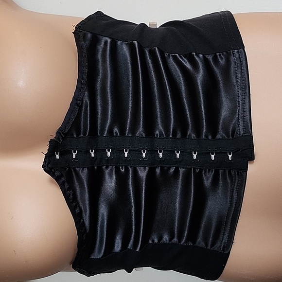 wide waist belt - Picture 2 of 9